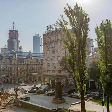 Big Jacuzzi , Sauna , Khreshchatyk 아파트 키예프