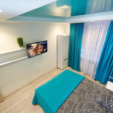 Big Jacuzzi , Sauna , Khreshchatyk Apartment *